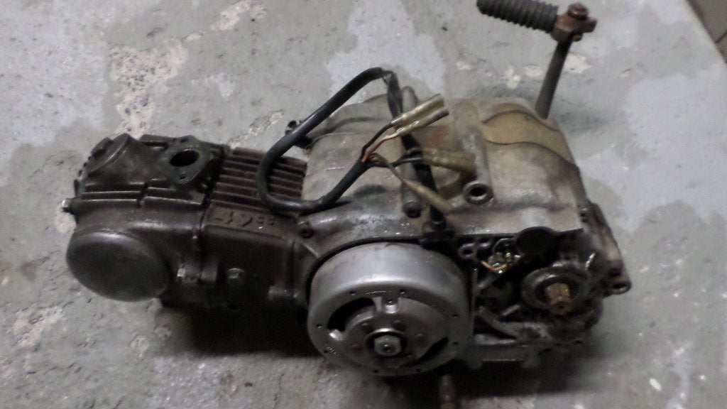 honda ss, Fietsen en Brommers, Brommeronderdelen | Oldtimers, Ophalen of Verzenden, Gebruikt, Blok