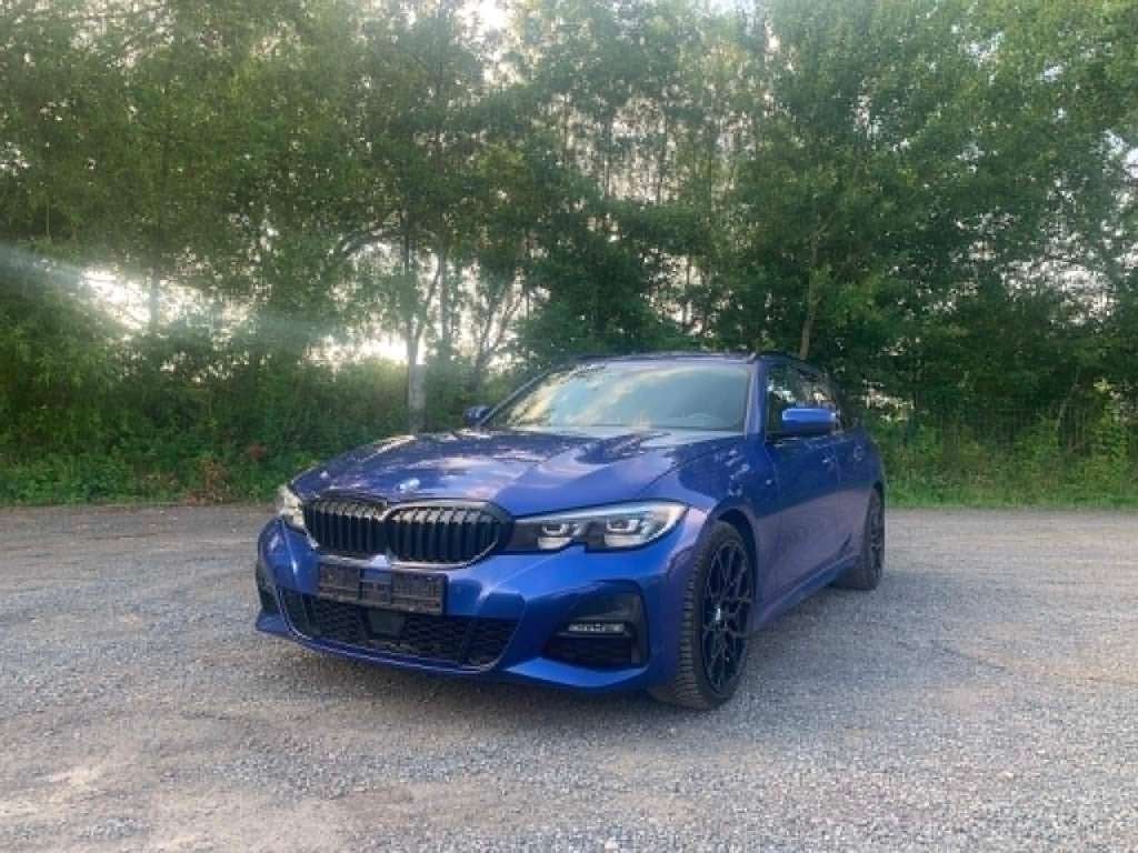 bmw 320d m pakket x drive touring, Auto's, Dealer onderhouden, 4 cilinders, Blauw, https://public.car-pass.be/vhr/fe8c0a65-8dcf-4f4d-9fb9-461ebb2c19c3