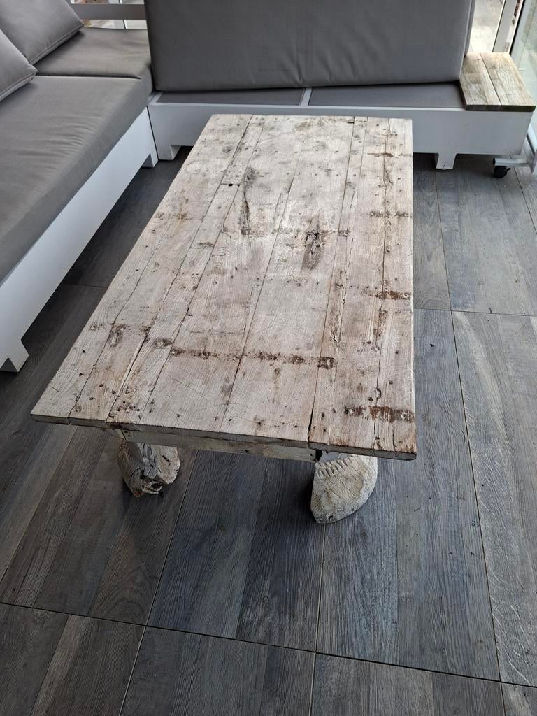 Houten tafel uit Indonesië, Ophalen