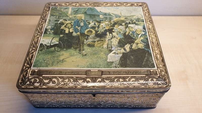 Vintage, retro blikken doos, "Fete Bretonne" E.B. Hrschfeld, Enlèvement