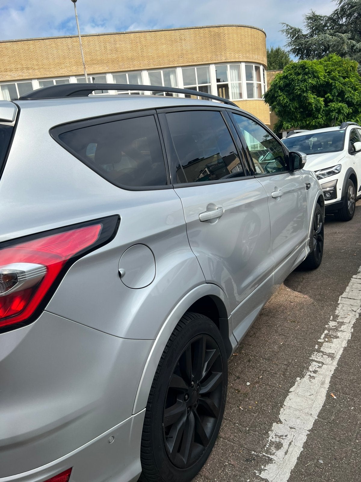 Ford Kuga, Autos, Argent ou Gris, Achat, Boîte manuelle, 5 portes