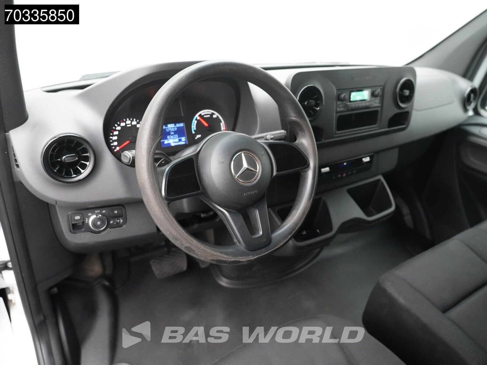 Mercedes eSprinter 312 100% Elektrisch L2H2 55kWh 145KM WLTP, Autos, Achat, Entreprise, 3 places, Mercedes-Benz
