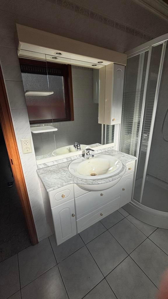 Badkamermeubel marmer en douche, Huis en Inrichting, Ophalen, Gebruikt, Met douche