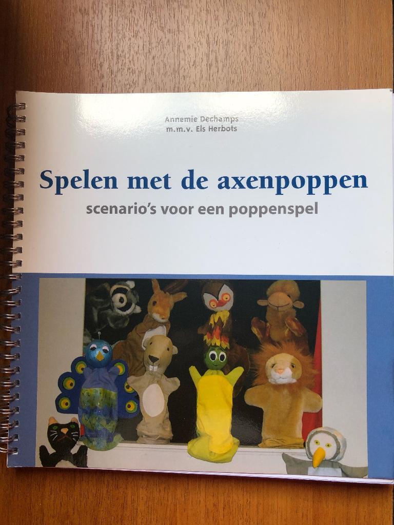 boek spelen met axenpoppen - kleuteronderwijs, Boeken, Ophalen, Gelezen, Hogeschool