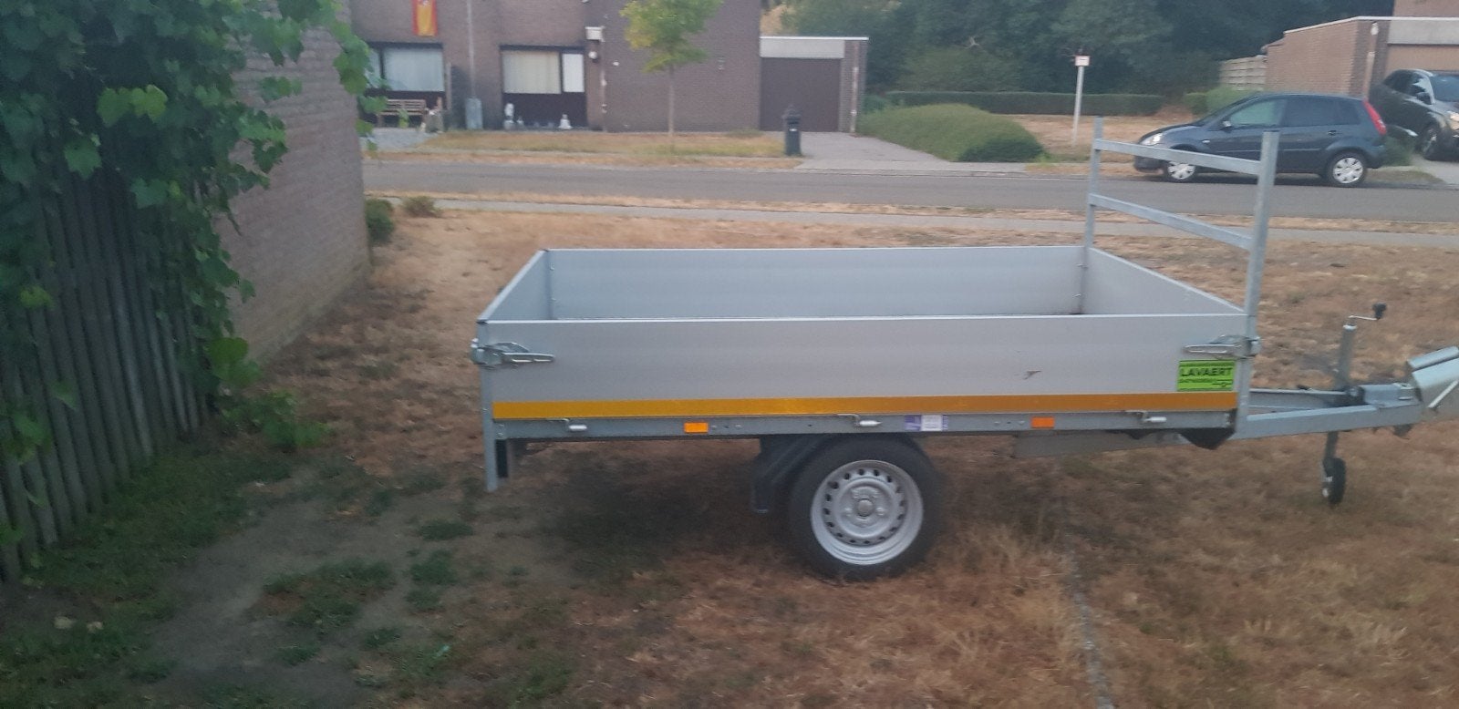 Aanhangwagen enkel as ongeremd 750 kg aluminiu met certifica, Auto diversen, Aanhangers en Bagagewagens, Ophalen, Zo goed als nieuw
