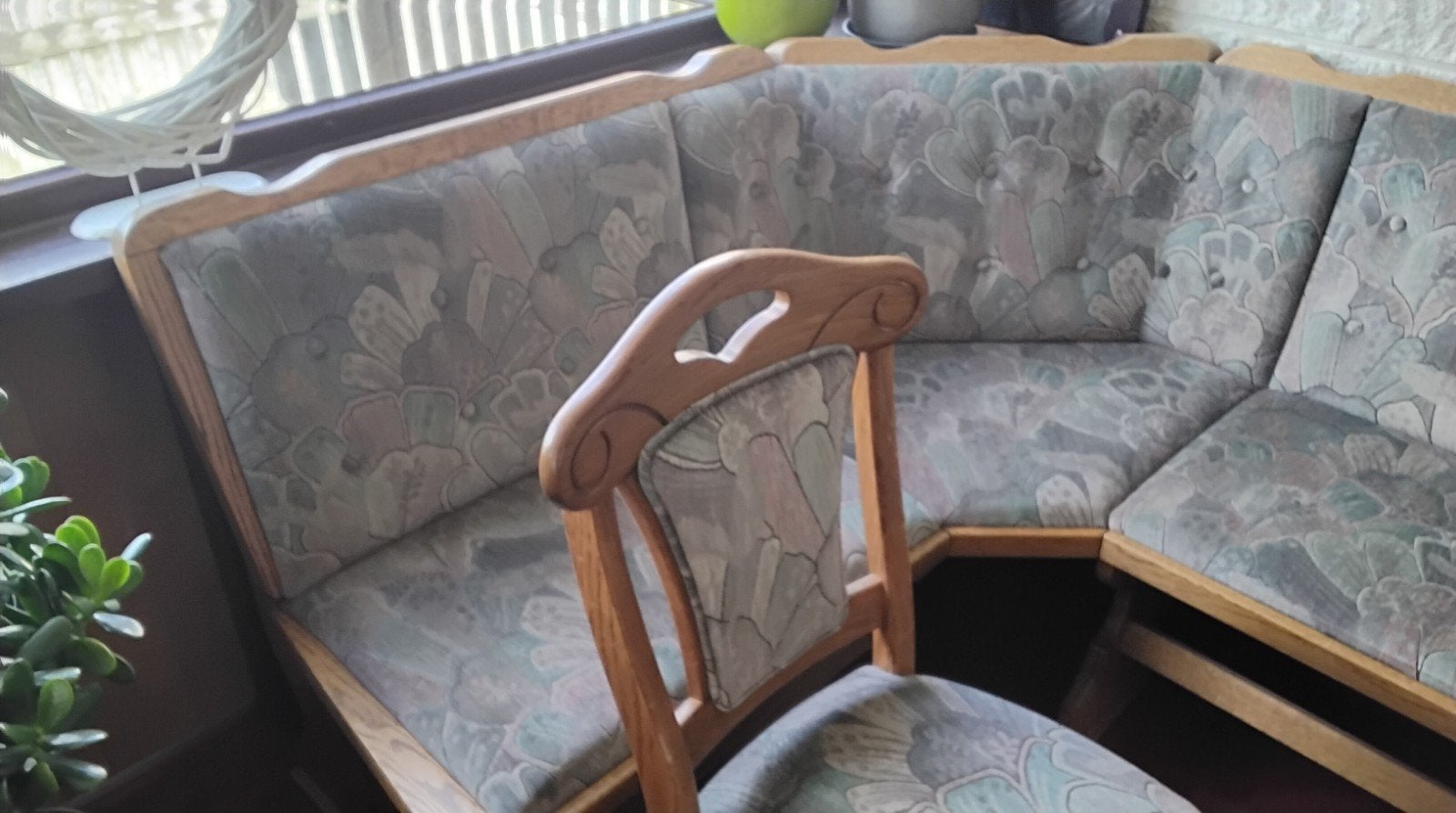 Hoekbank eetkamer met twee bijpassende stoelen., Ophalen, Gebruikt, Landelijke stijl., Minder dan 4 stoelen