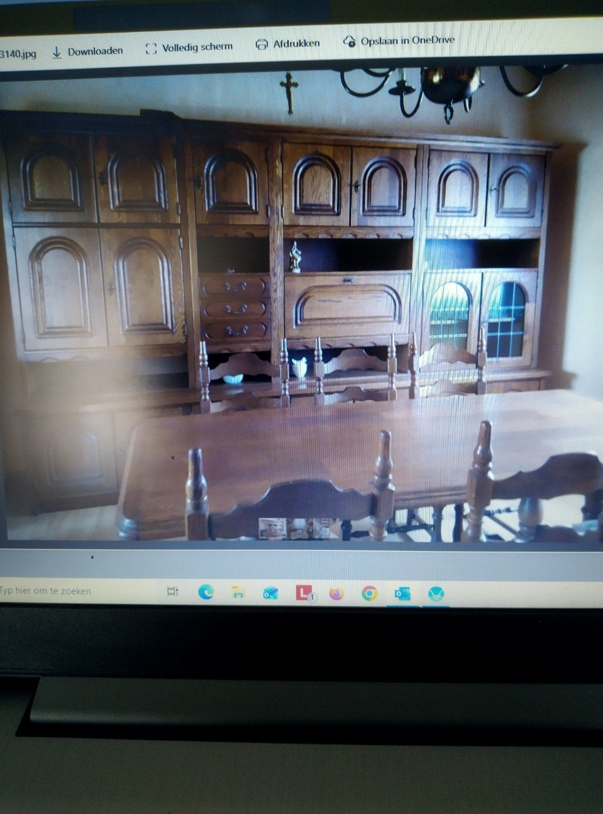 eetkamer en salon, Ophalen