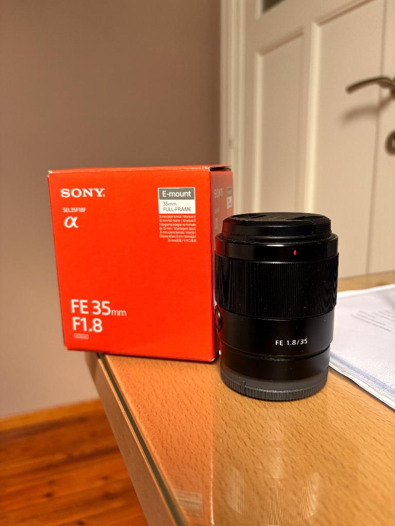 Sony 35mm 1.8, TV, Hi-fi & Vidéo, Photo | Lentilles & Objectifs, Enlèvement ou Envoi, Comme neuf, Lentille standard