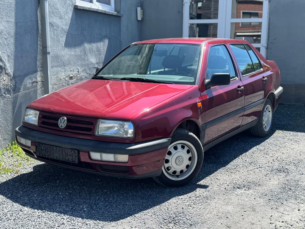 Volkswagen Vento 1.9d oldtimer 1ste eigenaar gekeurd, Autos, Oldtimers & Ancêtres, Achat, Particulier, 1900 cm³, 4 portes