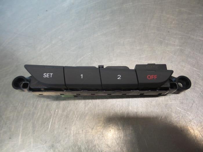 Commutateur d'un Audi A8 (A8 10-), -, 3 mois de garantie, Utilisé, -