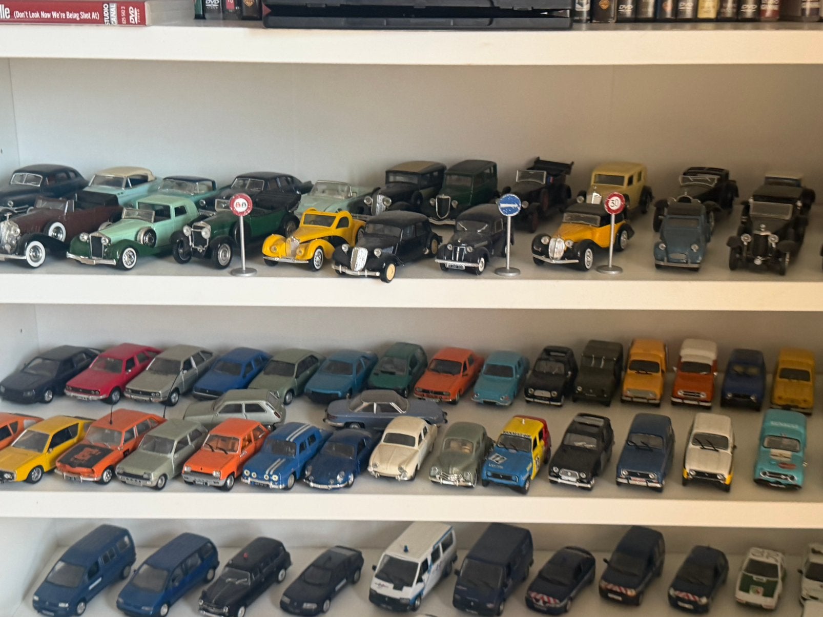 Lot van 170 miniatuur auto’s, Ophalen, Auto