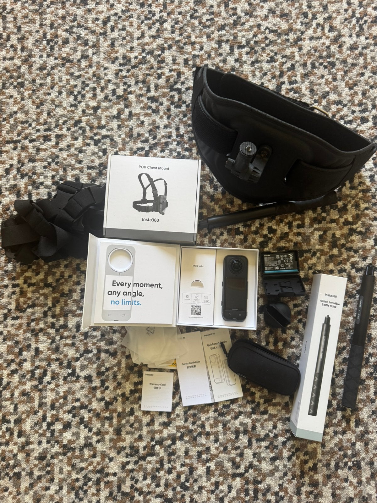 Insta360 X5 + 3e personne + POV + bâton en carbone + housse, Enlèvement ou Envoi, Comme neuf