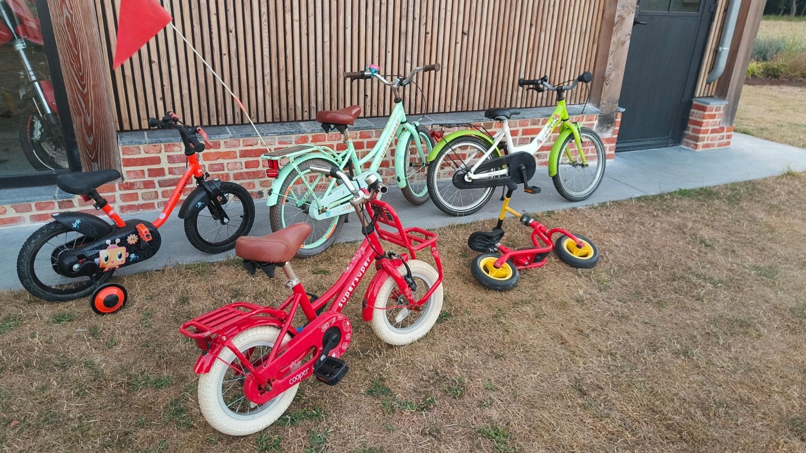 verschillende kinderfiets ,loopfiets, Fietsen en Brommers, Ophalen