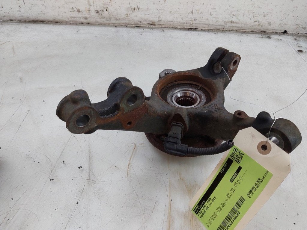 FUSEE AVANT GAUCHE 208 II (UB / UH / UP) (|9826878080|), Dhr. J. Ham, Administratie@autoham.nl, Utilisé, Peugeot