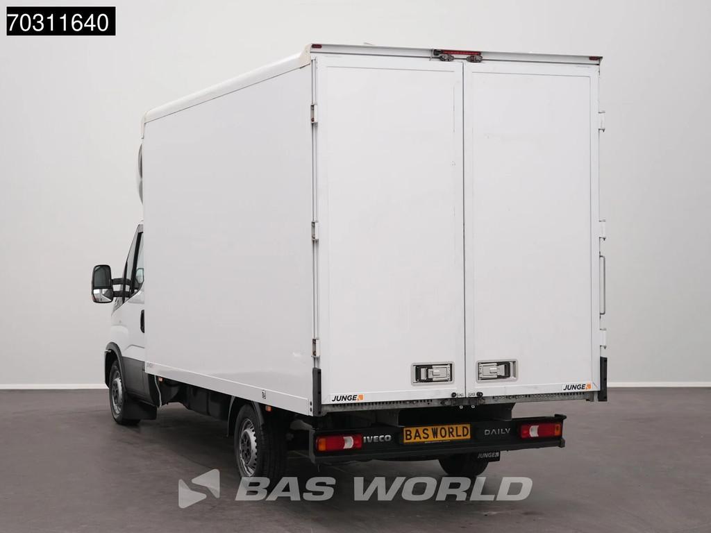 Iveco Daily 35S16 Automaat 160PK Bakwagen Achterdeuren Airco, Auto's, Bestelwagens en Lichte vracht, Automaat, Stof, Gebruikt
