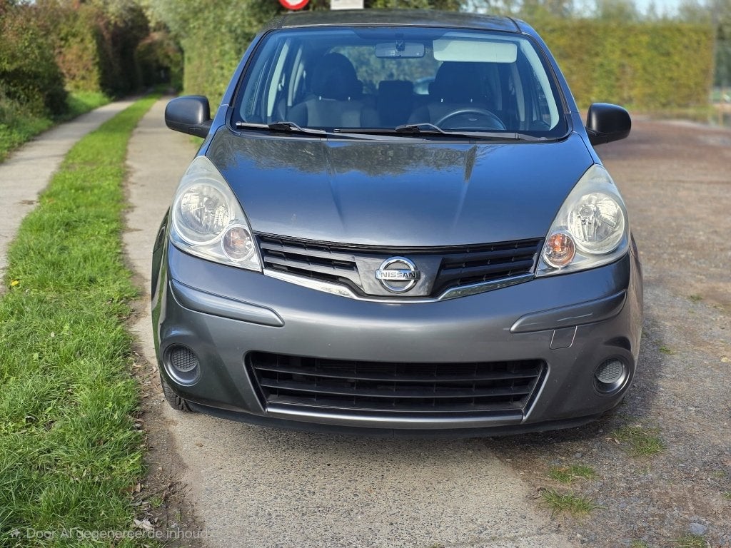 nissan note benzine in topstaat word gekeurd met garantie, Auto's, Voorwielaandrijving, Euro 5, Stof, 139 g/km