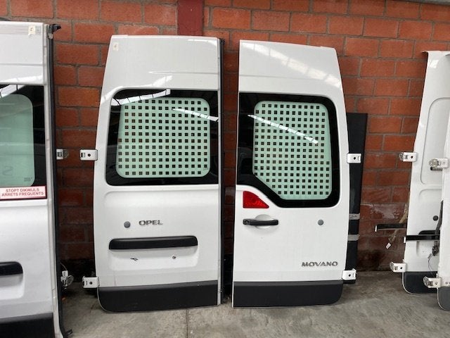 ensemble de portes arrière avec vitres pour Renault et opel, Autos : Pièces & Accessoires, Carrosserie & Tôlerie, Opel, Arrière