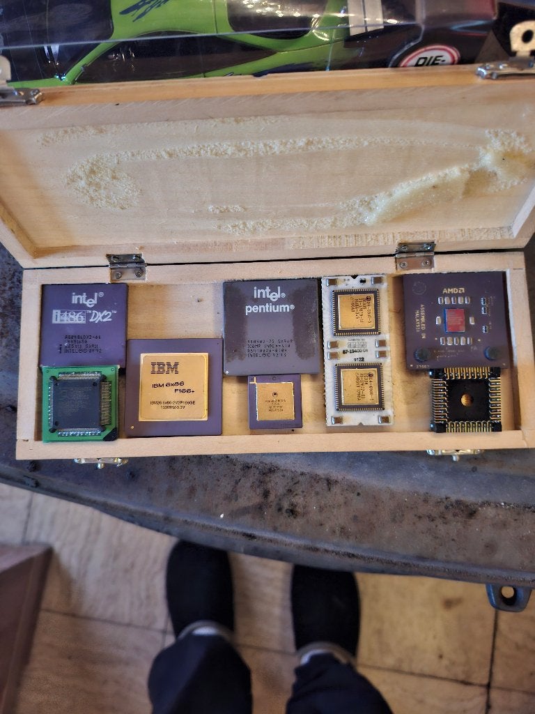Collection de processeurs, Computers en Software, Processors, Overige, Minder dan 2 Ghz, Ophalen of Verzenden, In