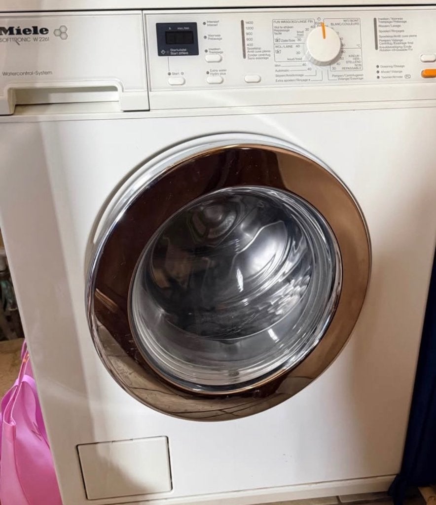 Wasmachine en een droogkast, Ophalen, Gebruikt