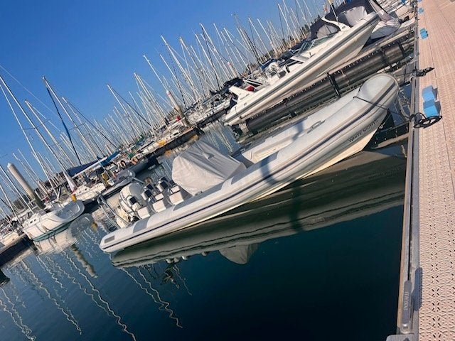 Rib Ballistic 7.8 vaarklaar incl trailer, Sports nautiques & Bateaux, Canots pneumatiques, Comme neuf, Polyester/fibre de verre