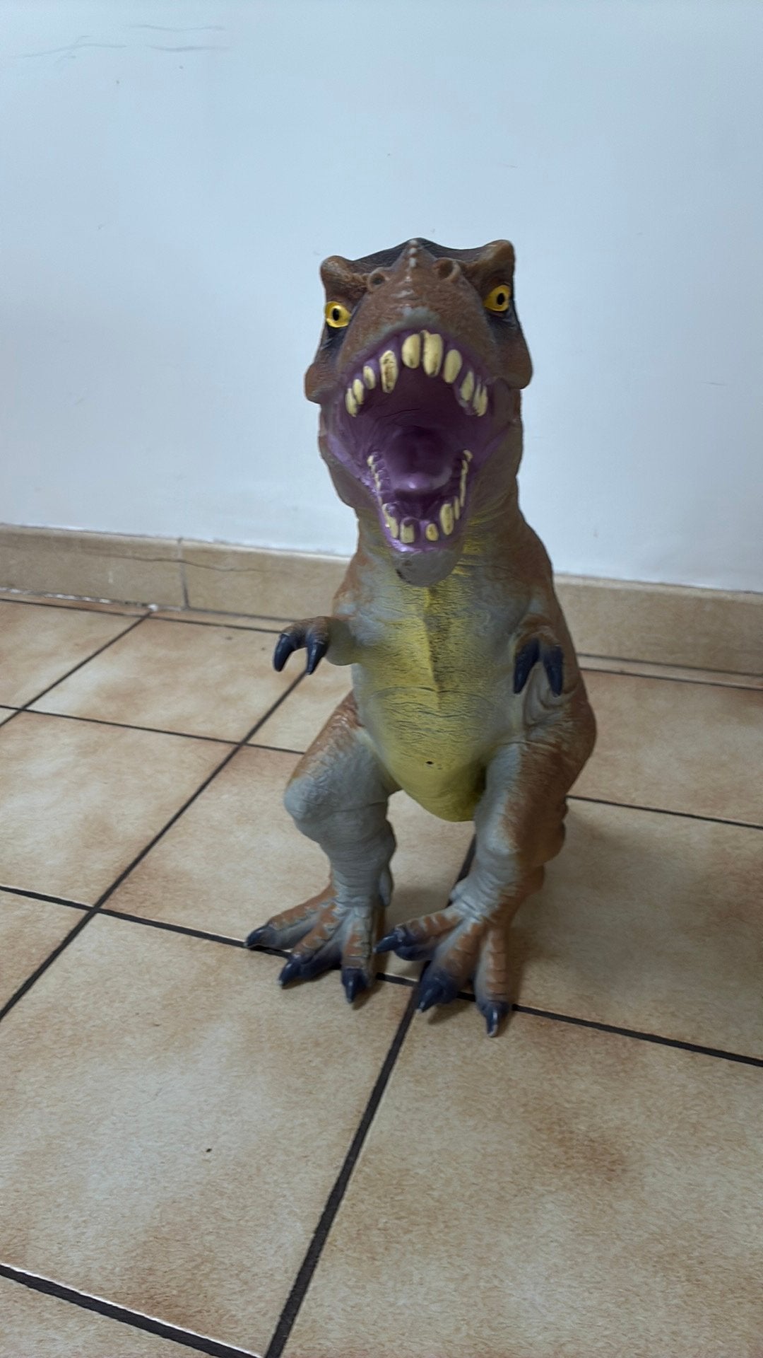 T-rex, Enlèvement ou Envoi, Comme neuf