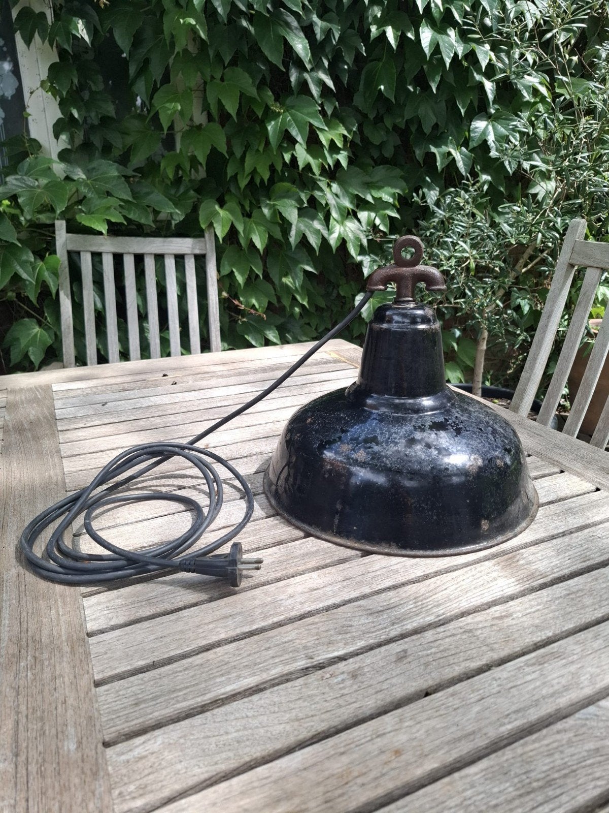 Prachtige oude industriële lamp, Ophalen