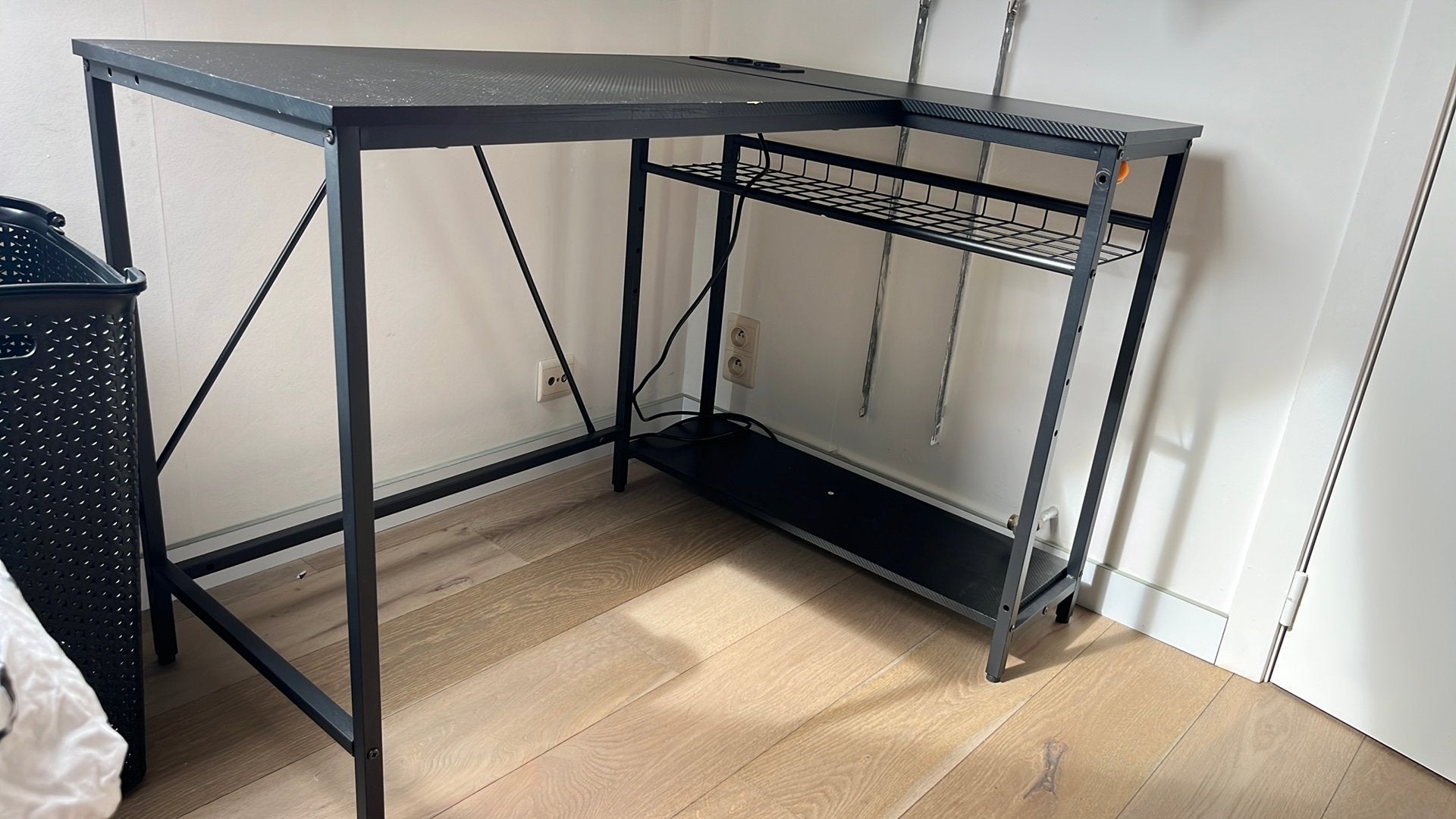 Bureau, Huis en Inrichting, Bureaus, Ophalen, Zwart, Gebruikt, Hout