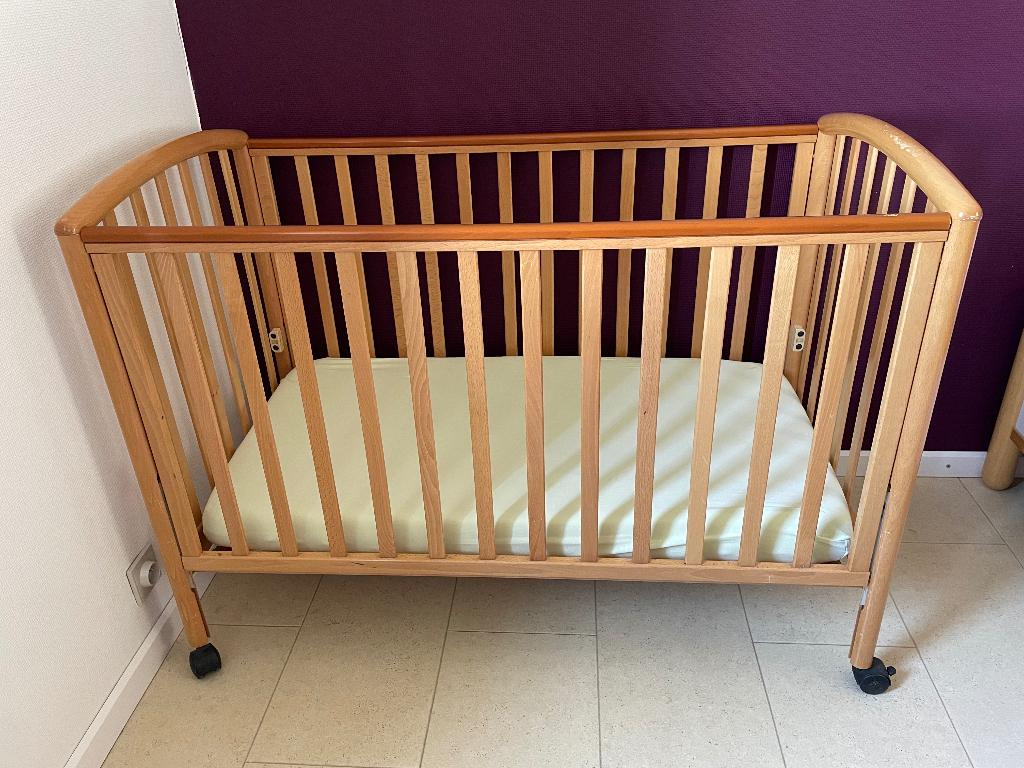 Verstelbaar babybed met toebehoren, Enlèvement, Utilisé, Lit