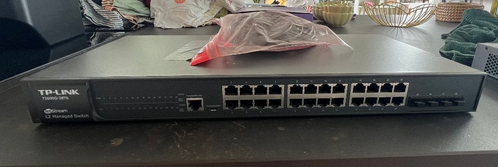 Managed netwerk switch - TP-Link JetStream T2600G-28TS, Computers en Software, Ophalen of Verzenden, Gebruikt