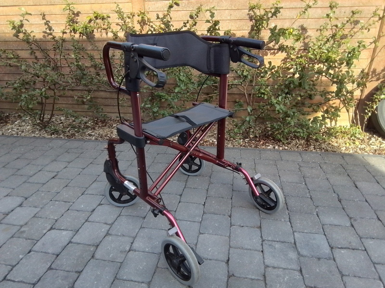 rollator/rolstoel, Diversen, Ophalen