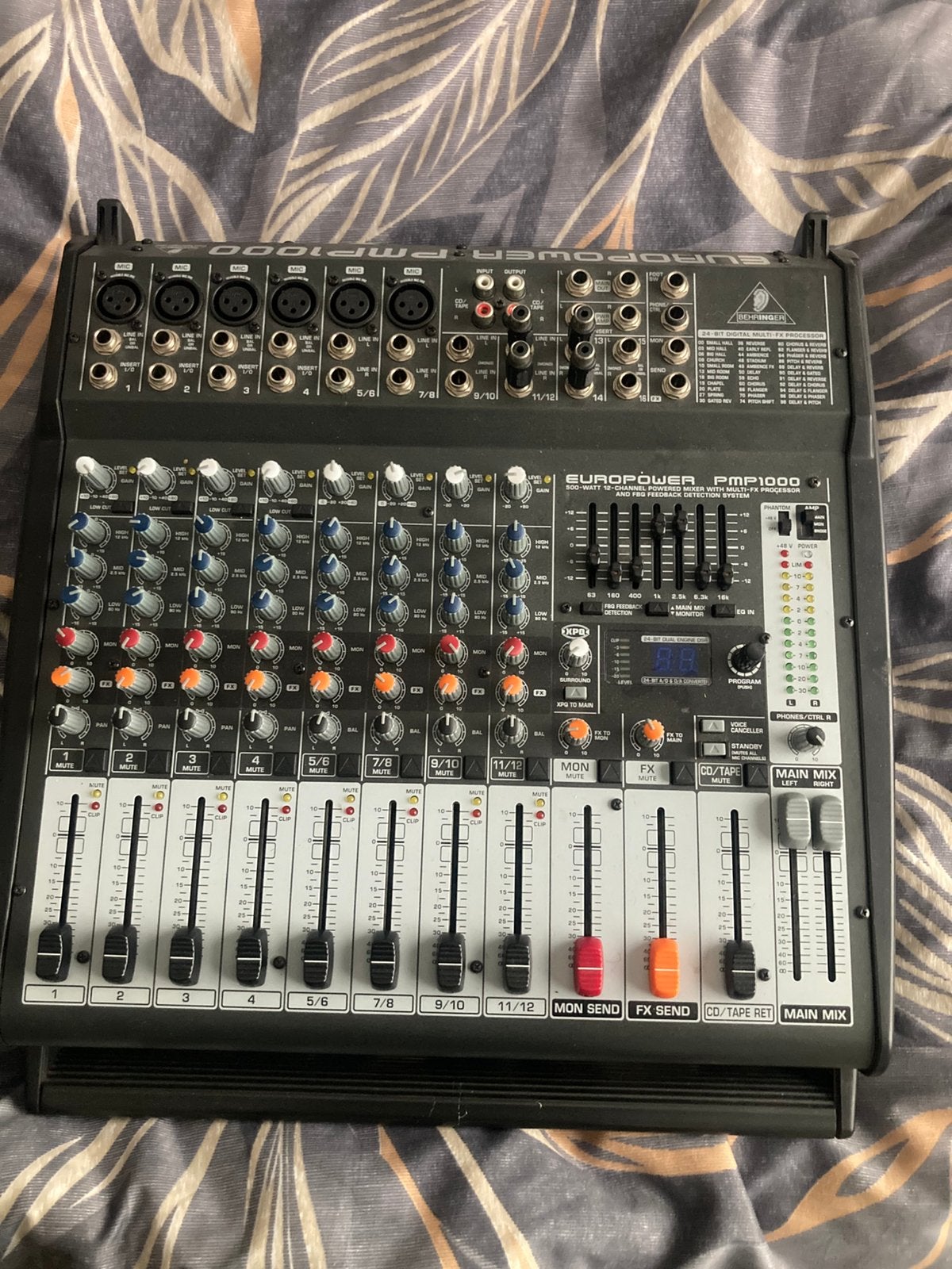 Behringer pmp1000 te koop, Enlèvement, Utilisé