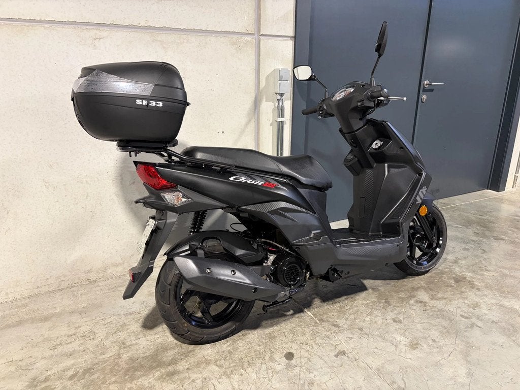 SYM Orbit III 45km/u B-klasse met topcase (bj 2025), Scooter, Bedrijf, 11 kW of minder, 50 cc