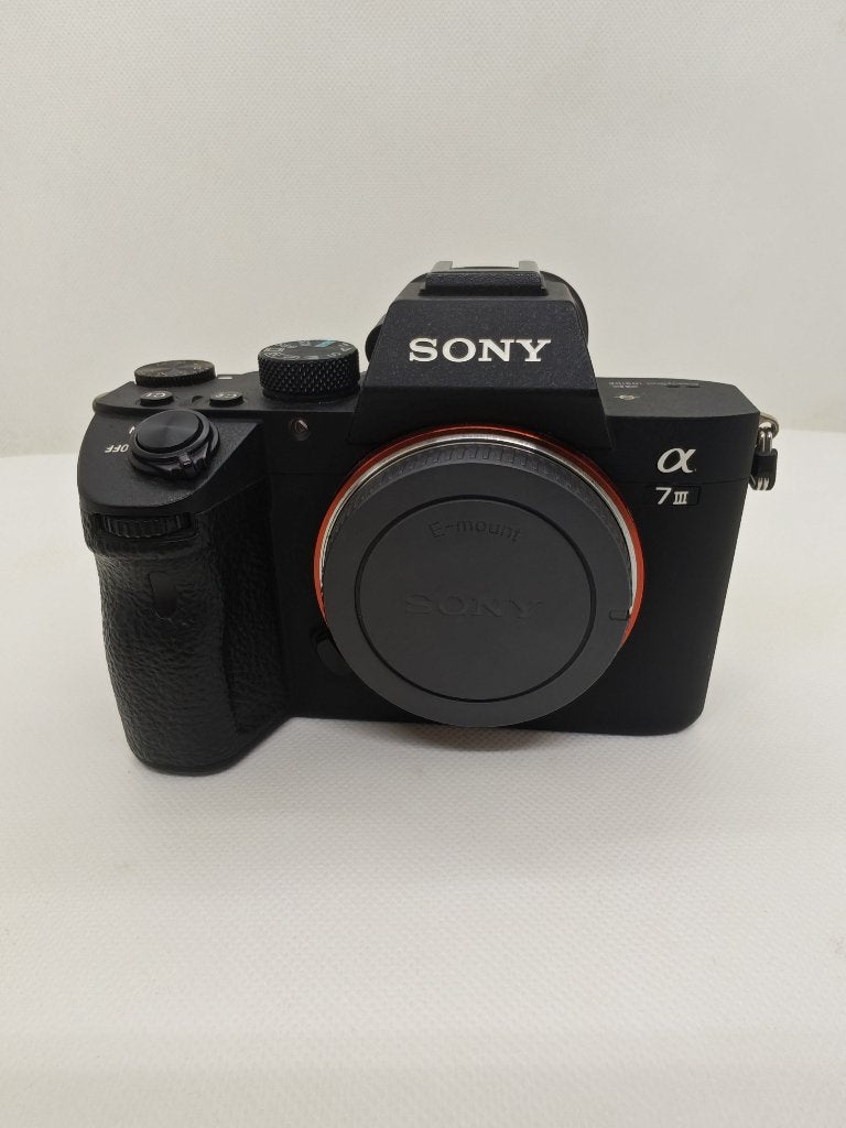 Boitier Sony A7III (α 7iii - ILCE-7M3), TV, Hi-fi & Vidéo, Sony, Appareil photo, Enlèvement, Comme neuf