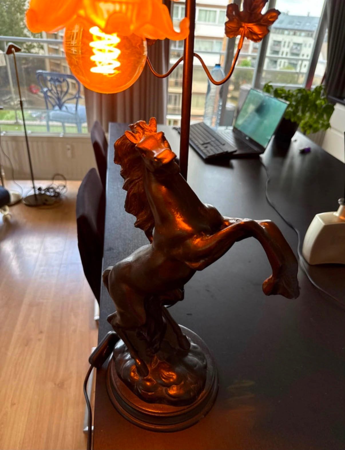 Lampe de Table Vintage Cheval Cabré • Style Art Nouveau / Pâ, Enlèvement