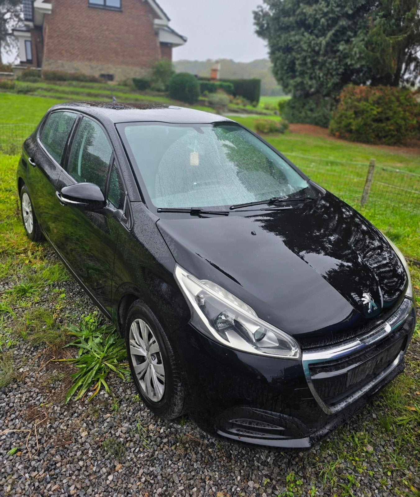 Peugeot 208 essence 1.2, Autos, Achat, Particulier, Essence