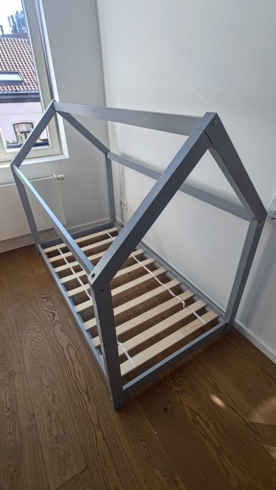 Lit cabane bois, Enfants & Bébés, Matelas, 85 à 100 cm, Enlèvement, Utilisé
