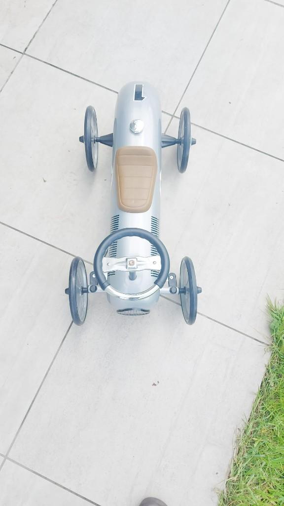Voiture à roulettes rétro « Jean », argentée, métal, Enlèvement, Comme neuf, Véhicule de marche