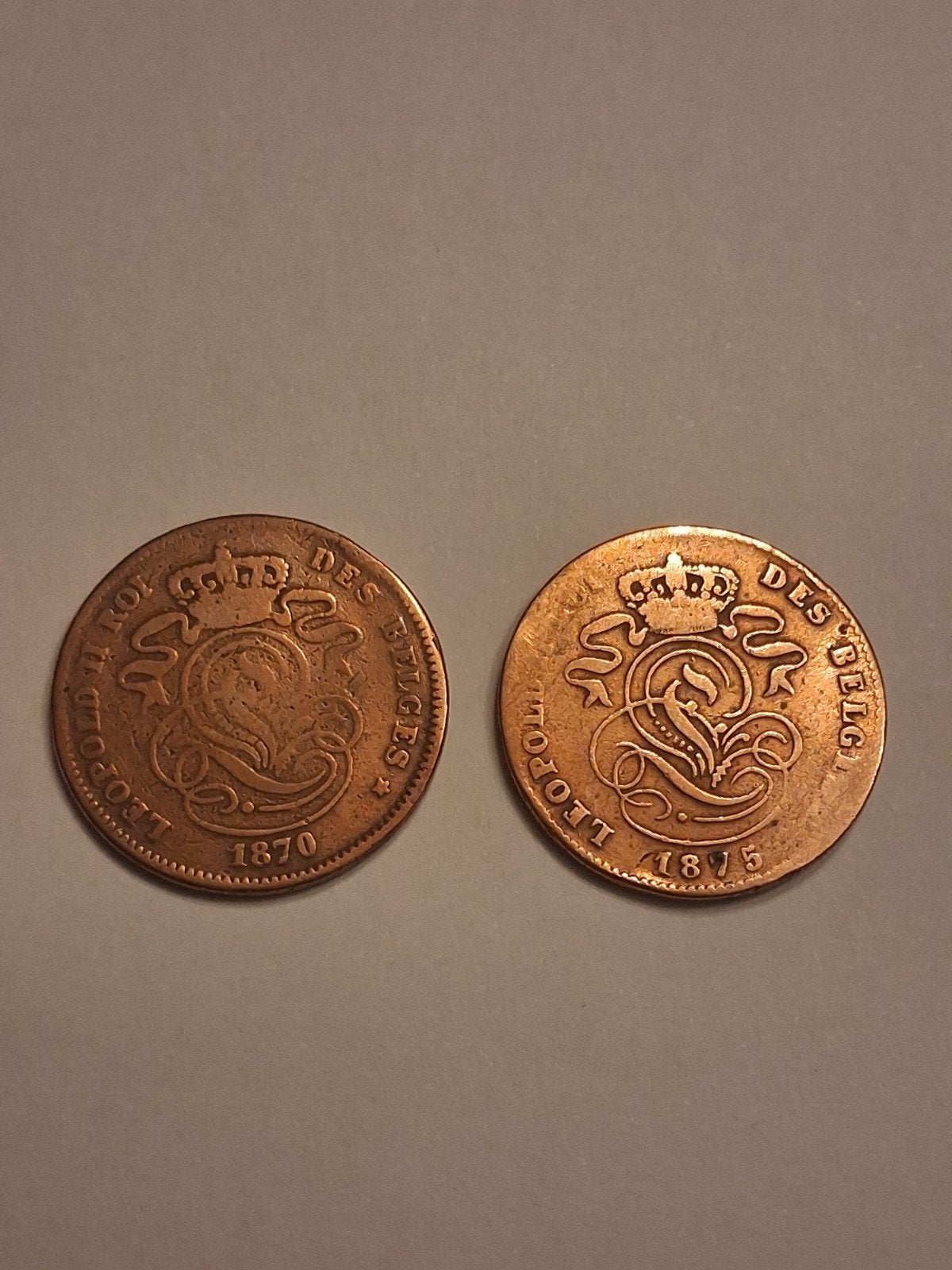 2 Belgische muntstukken Leopold II: 2 centiem
2 centiem,, Enlèvement