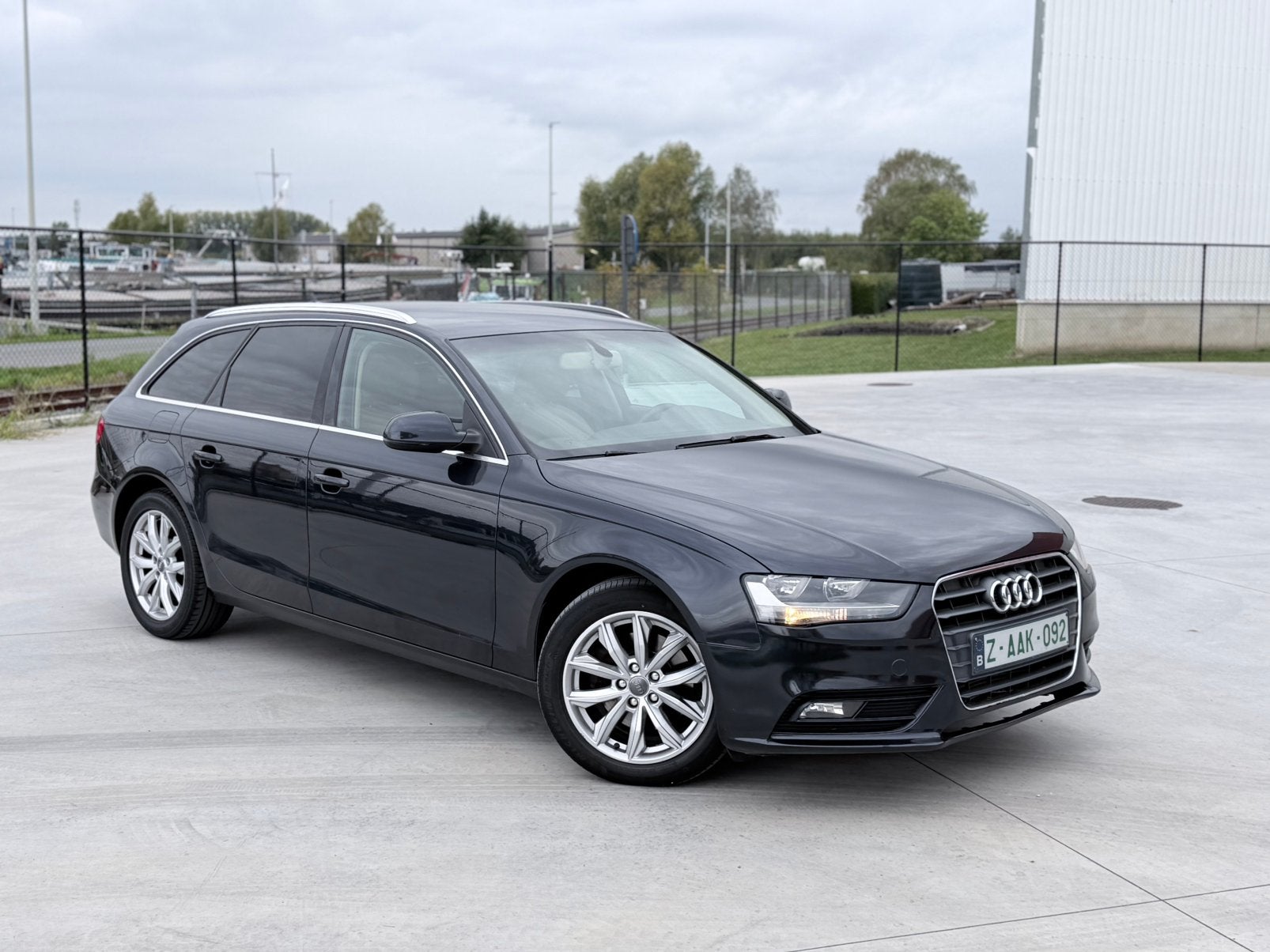Audi A4 1.8TFSI 170pk Benzine Facelift - Euro 6!, Autos, Cuir, Achat, https://public.car-pass.be/xbx, Entreprise