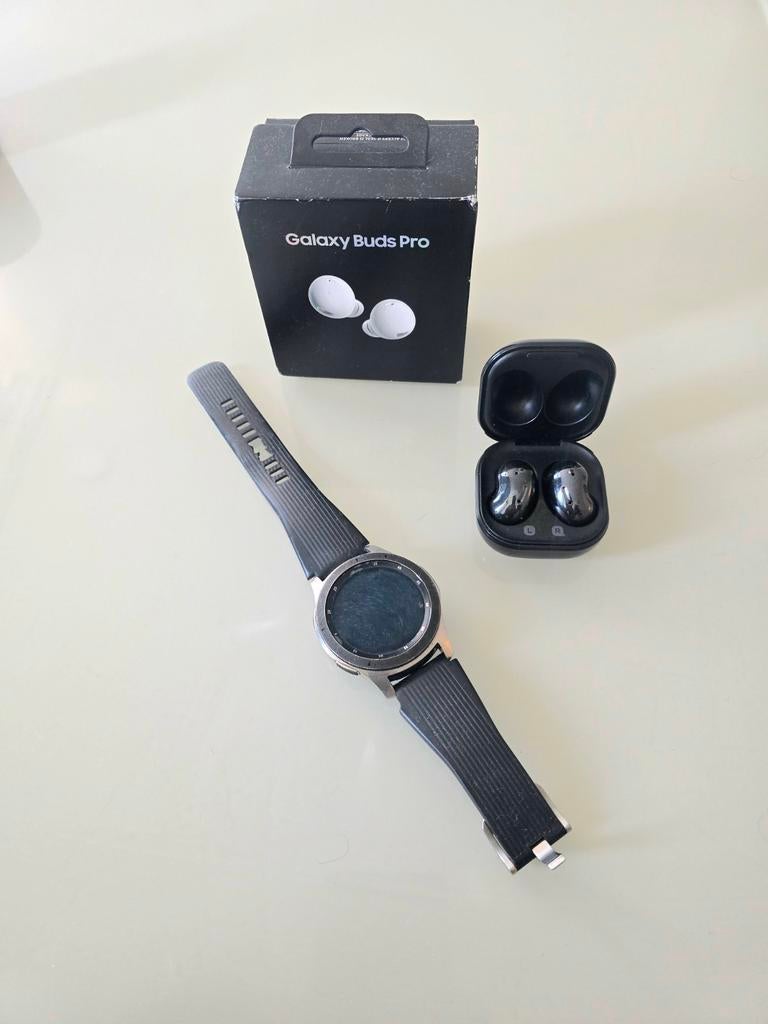 Samsung Galaxy Buds Live + Galaxy Watch – €120 | Topdeal!, Ophalen of Verzenden