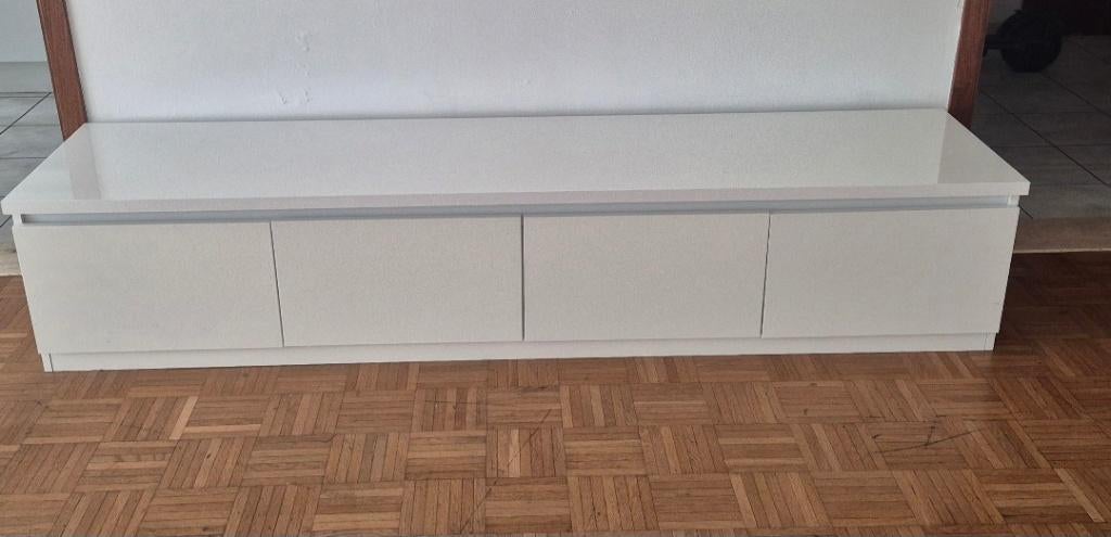 Meuble tv, Enlèvement