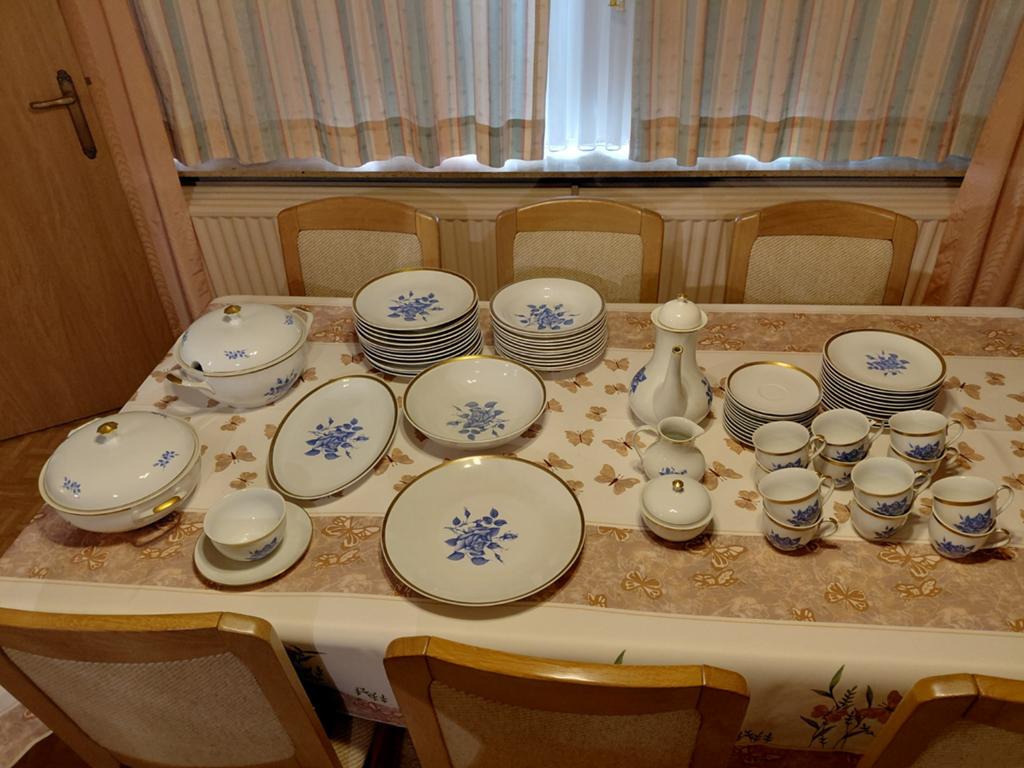Vintage porseleinen servies Bohemia Contessa, Ophalen