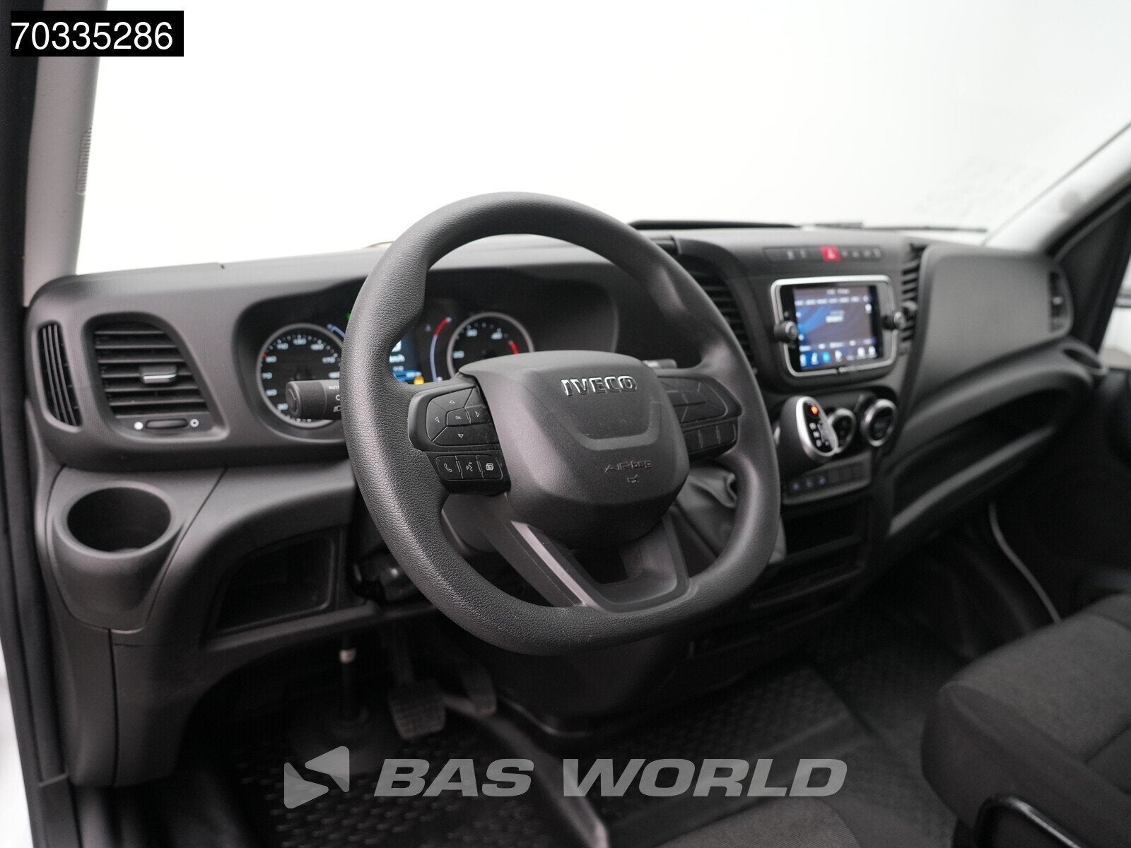 Iveco Daily 35S16 Laadklep Automaat 160PK Bakwagen Airco Cam, Auto's, Automaat, Stof, Gebruikt, Euro 6