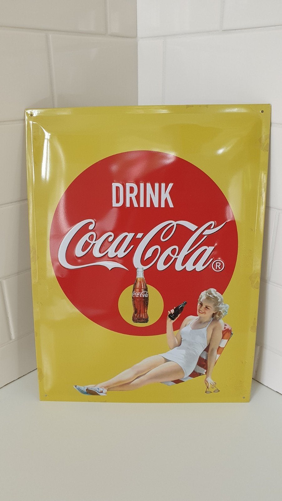 Assiette métallique Drink Coca-Cola, Enlèvement