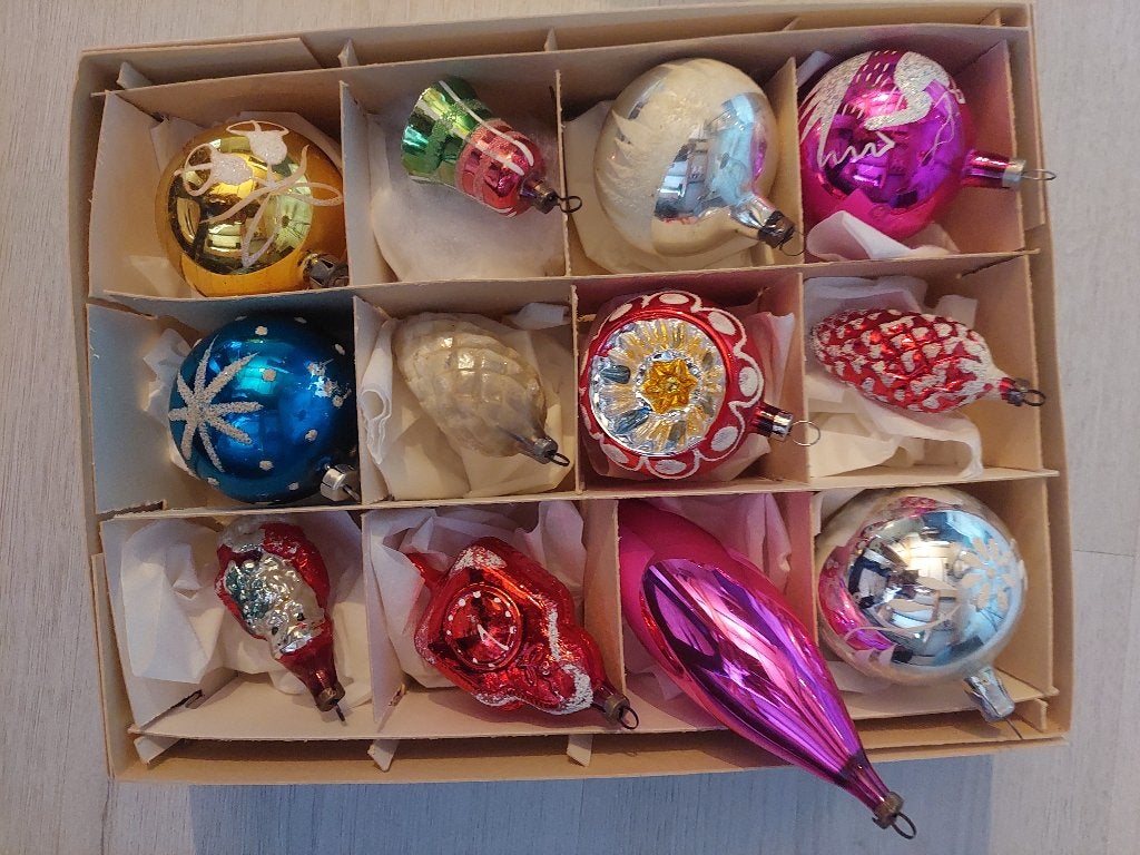 Vintage kerst ballen en ornamenten, Diversen, Ophalen of Verzenden, Gebruikt