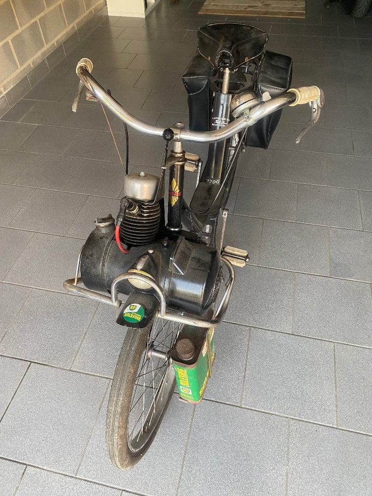 SOLEX 1700, Fietsen en Brommers, Brommers | Solex, Ophalen, Zo goed als nieuw
