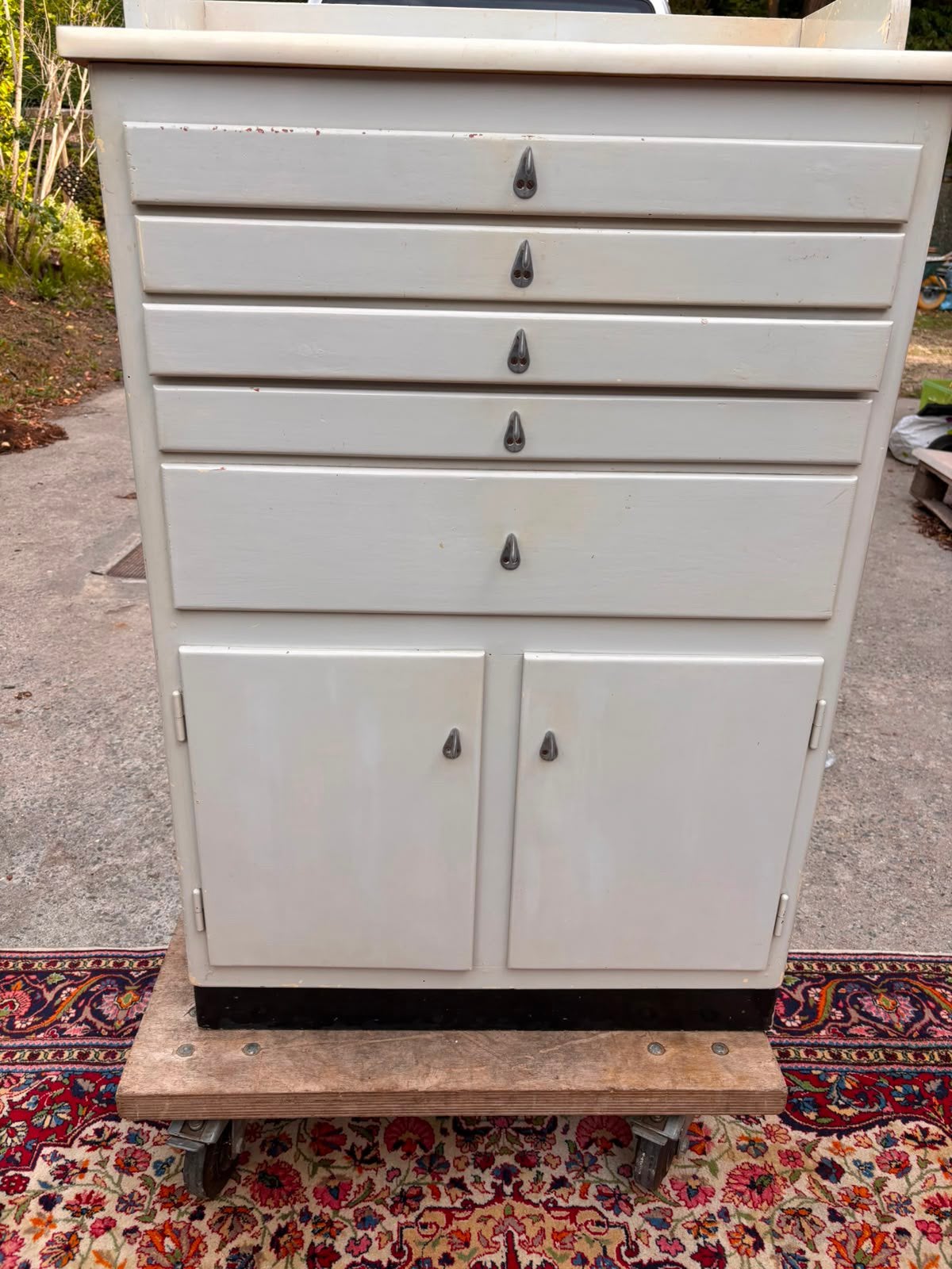 Armoire 1930-1950, Enlèvement, Comme neuf