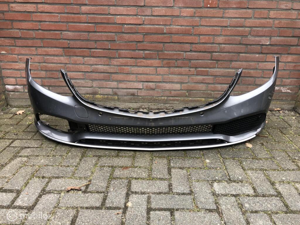 Mercedes C-klasse W205 S205 Voorbumper Facelift A2058851601, Gebruikt, Voor, Mercedes-Benz, Ophalen of Verzenden