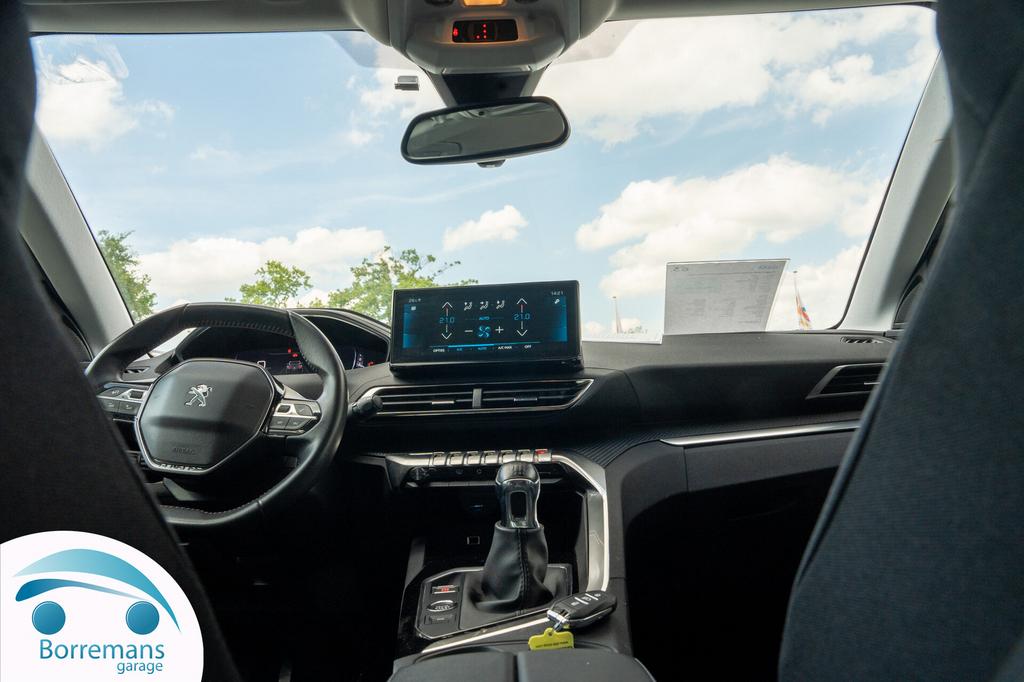 Peugeot 3008 ACTIVE | CarPlay | Camera | Navi | Comfortabel, Auto's, 0 kg, 140 g/km, 1199 cc, 0 kg