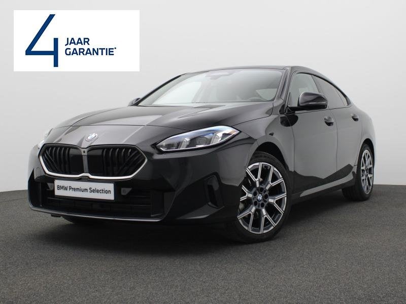 BMW Serie 2 220 NEW MODEL -  HARMAN KARDON - A, Automaat, 4 deurs, 2 Reeks, Zwart